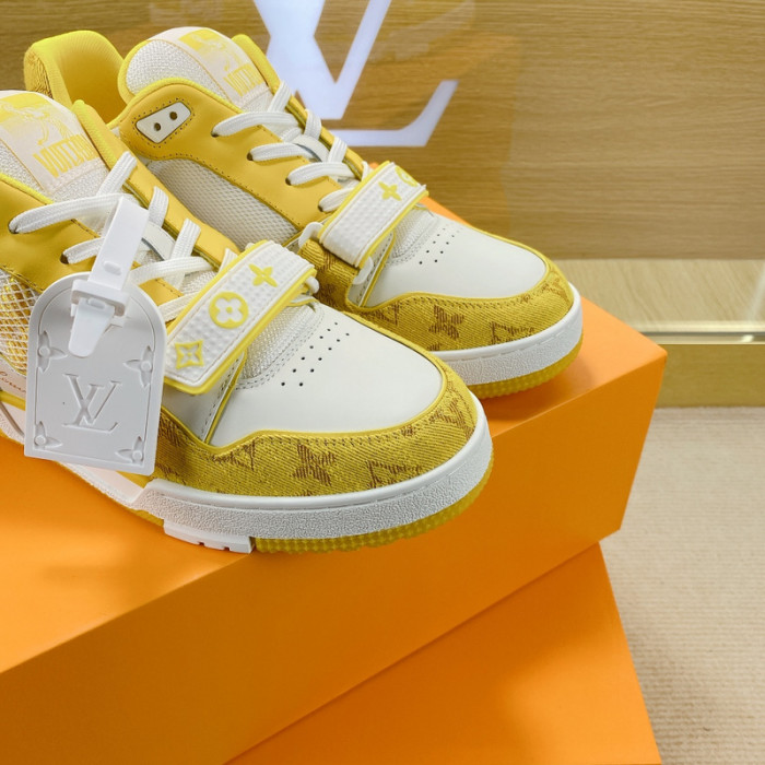 L1VV TRAINER