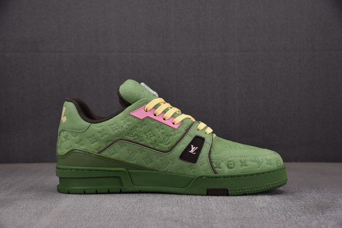 L1VV TRAINER