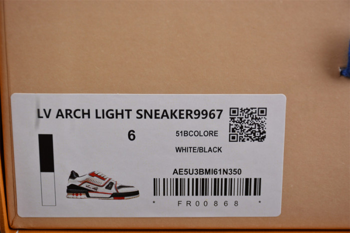 L1VV TRAINER