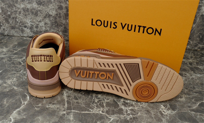 L1VV TRAINER