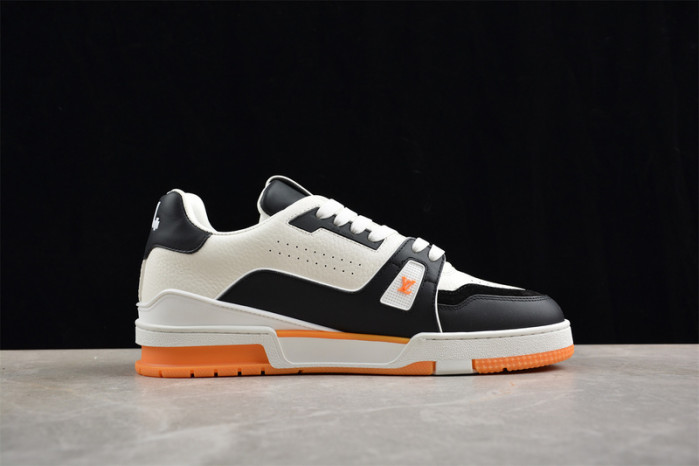 L1VV TRAINER