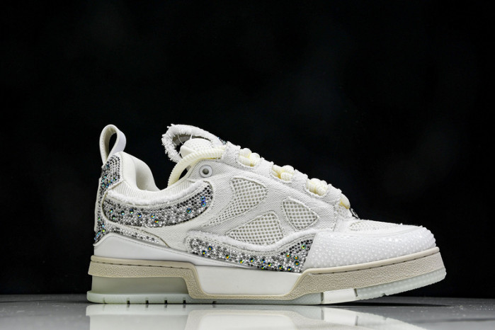 L1VV TRAINER
