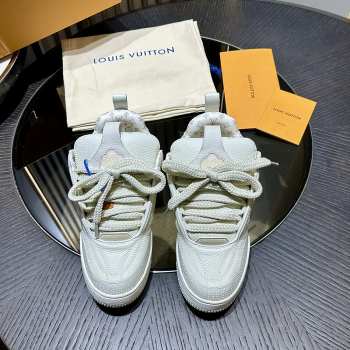 L1VV TRAINER