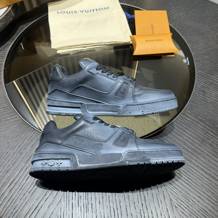 L1VV TRAINER