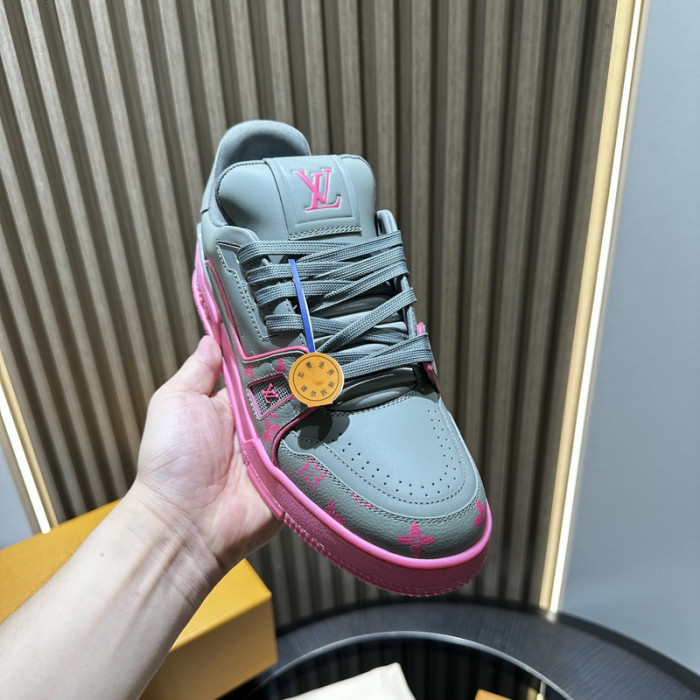 L1VV TRAINER