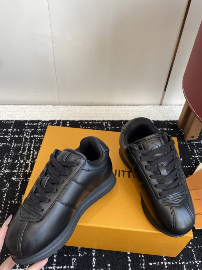 L1VV Buttersoft Sneakers