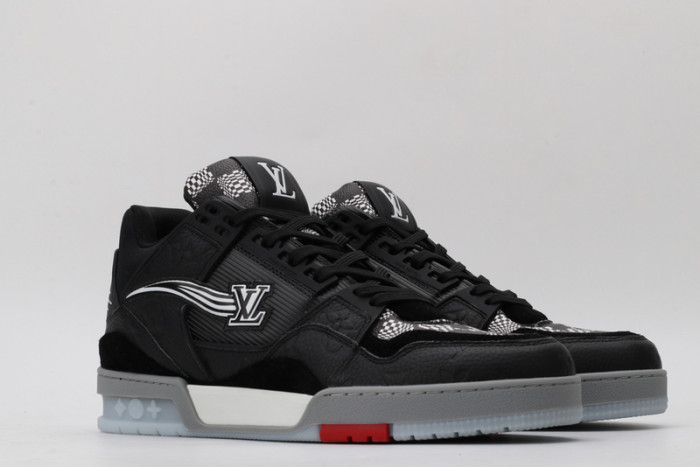 L1VV TRAINER