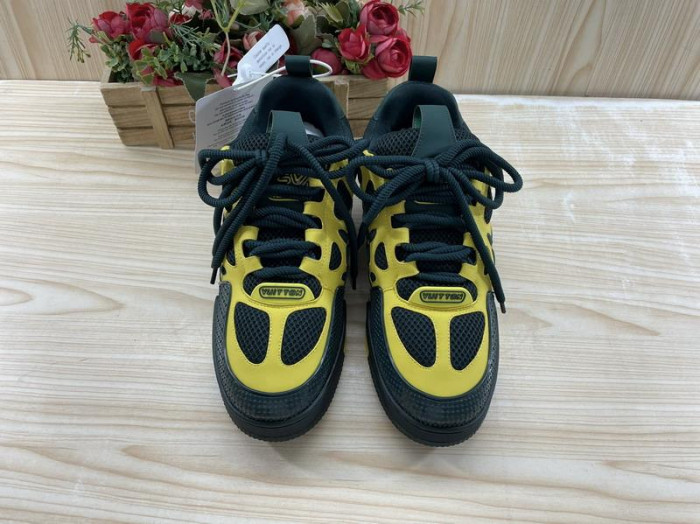 L1VV TRAINER