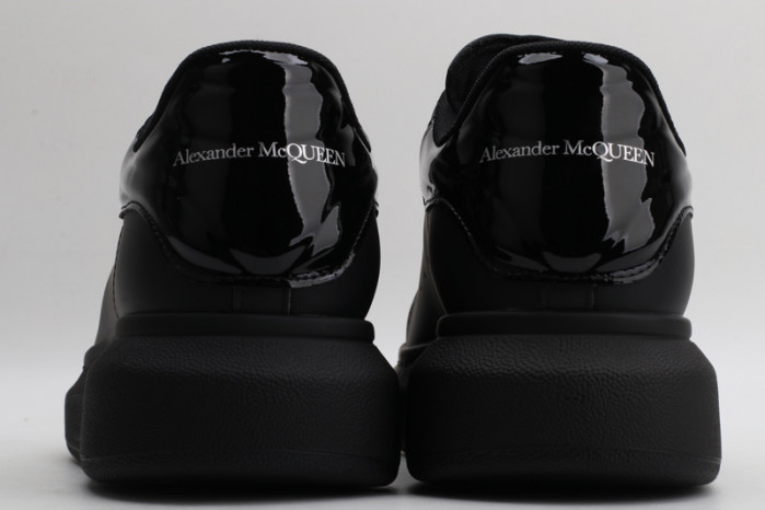 ALEXANDER MCQUEEN Sneaker