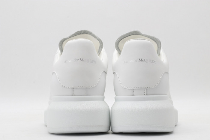 ALEXANDER MCQUEEN SNEAKERS