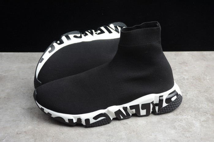 Balen Speed Graffiti Trainers Black White 605972 W05GE 1015