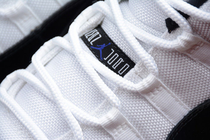 Air Jordan 11 Retro Low Concord 528895-153