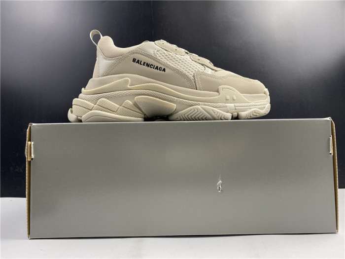 BALEN TRIPLE S TRAINER 536367 W2FW1 9700