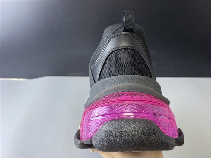 Balen Triple S Black Sneaker 541624 W09OA 0829