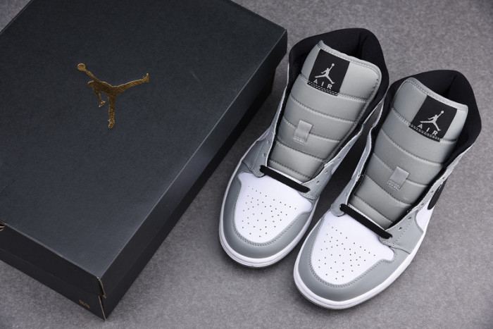 Air Jordan 1 Mid Light Smoke Grey 554724-092
