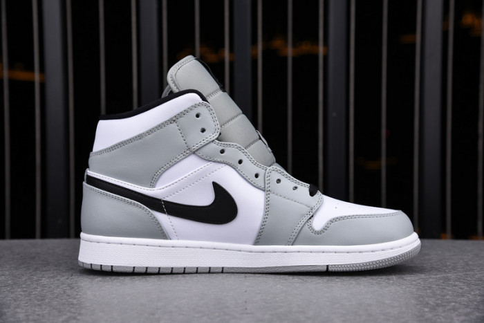 Air Jordan 1 Mid Light Smoke Grey 554724-092