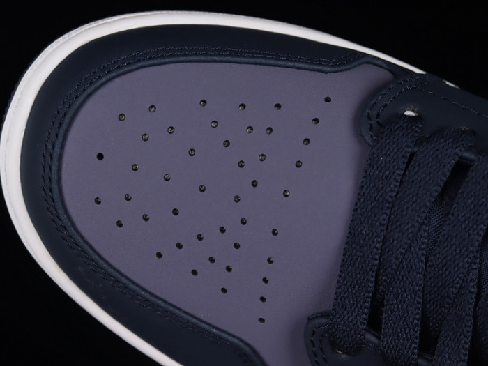 Air Jordan 1 Mid Obsidian Sanded Purple 554724-445