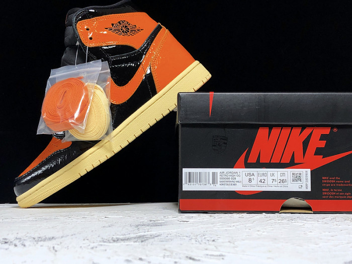 Air Jordan 1 Retro High Shattered Backboard 3.0 555088-028