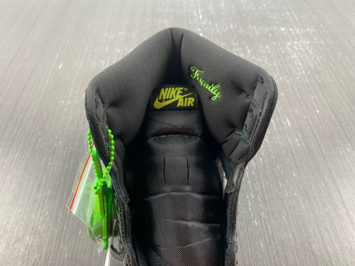 Air Jordan 1 Patent Green Black 555088-030