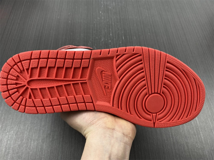 Air Jordan 1 Retro High Track Red 555088-112