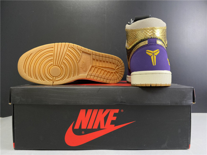 KOBE BRYANT X AIR JORDAN 1 HIGH OG BLACK-PURPLE 555088-171