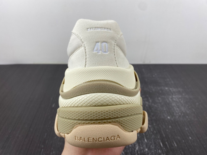 Balen Triple S 710156 W3CU2 9798