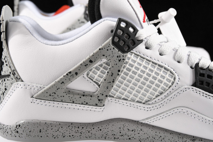 Air Jordan 4 OG “White Cement”  840606-192