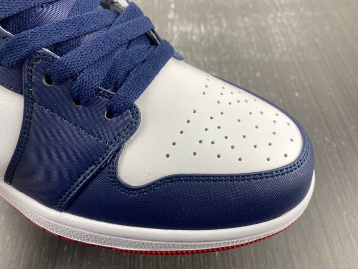 Air Jordan 1 Mid SE USA 852542-104