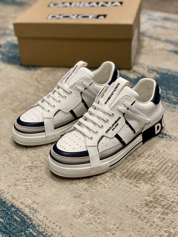 DG sneakers