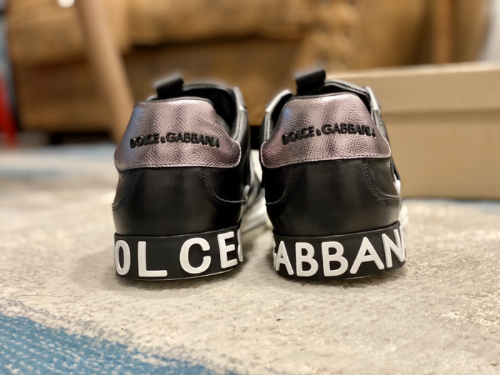 DG sneakers