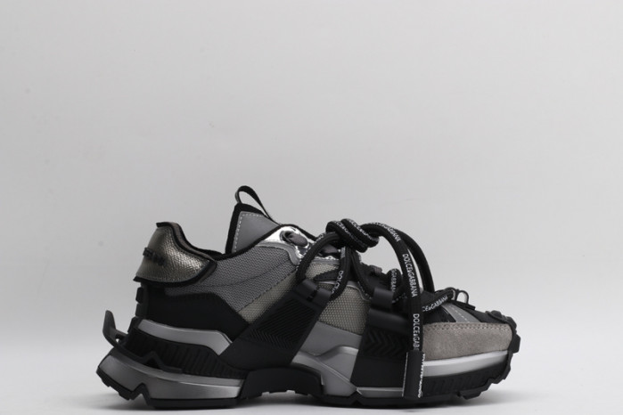 DG sneakers