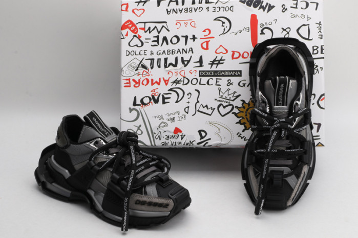 DG sneakers