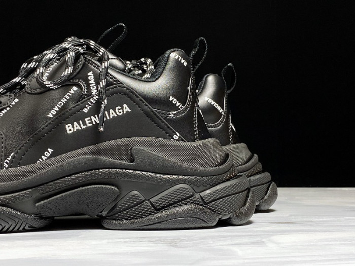 Balen TRIPLE S TRAINERS BLACK LETTERS  541624 W09O1 9013