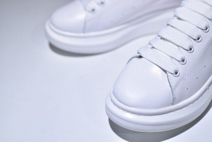 ALEXANDER MCQUEEN SNEAKERS