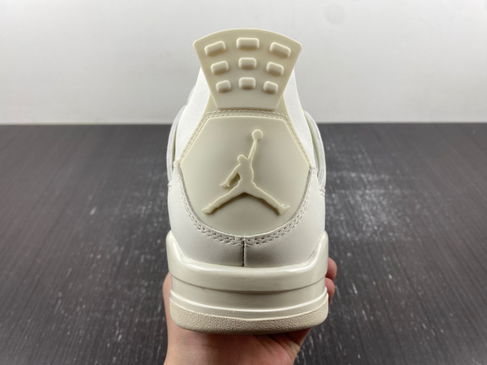 Air Jordan 4 Women