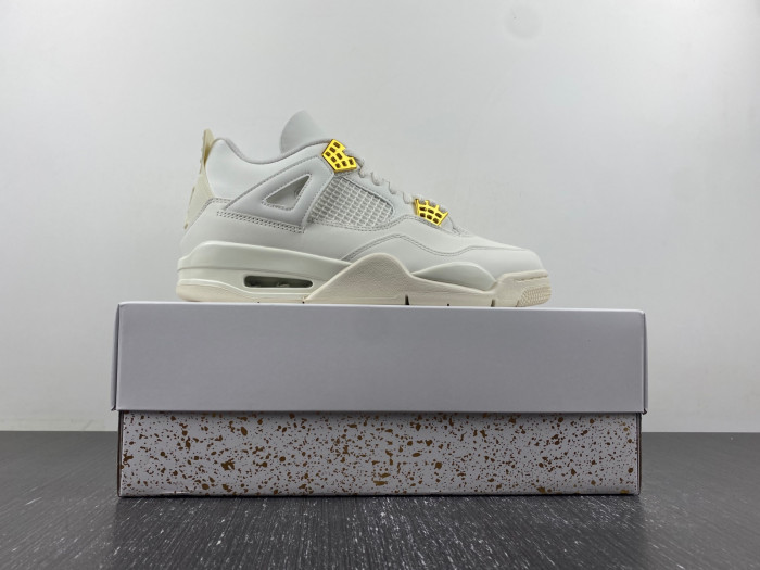 Air Jordan 4 Women