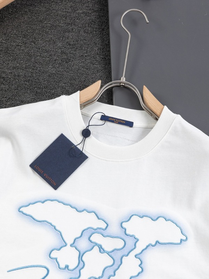 L1vv T-Shirt