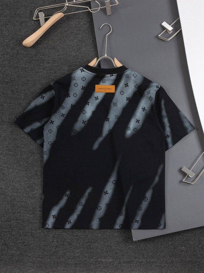 L1vv T-Shirt