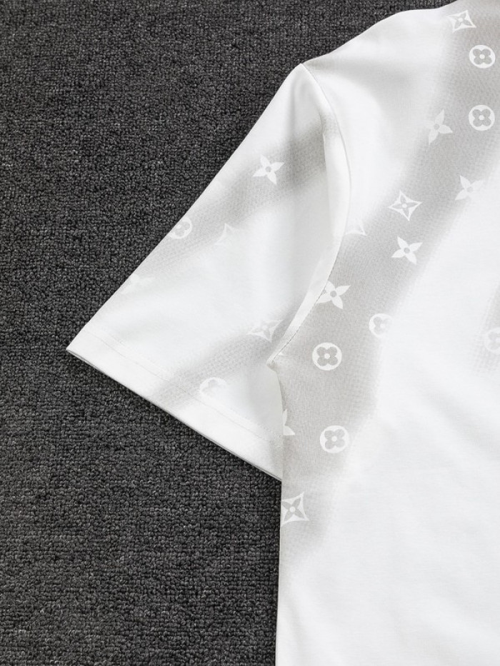 L1vv T-Shirt
