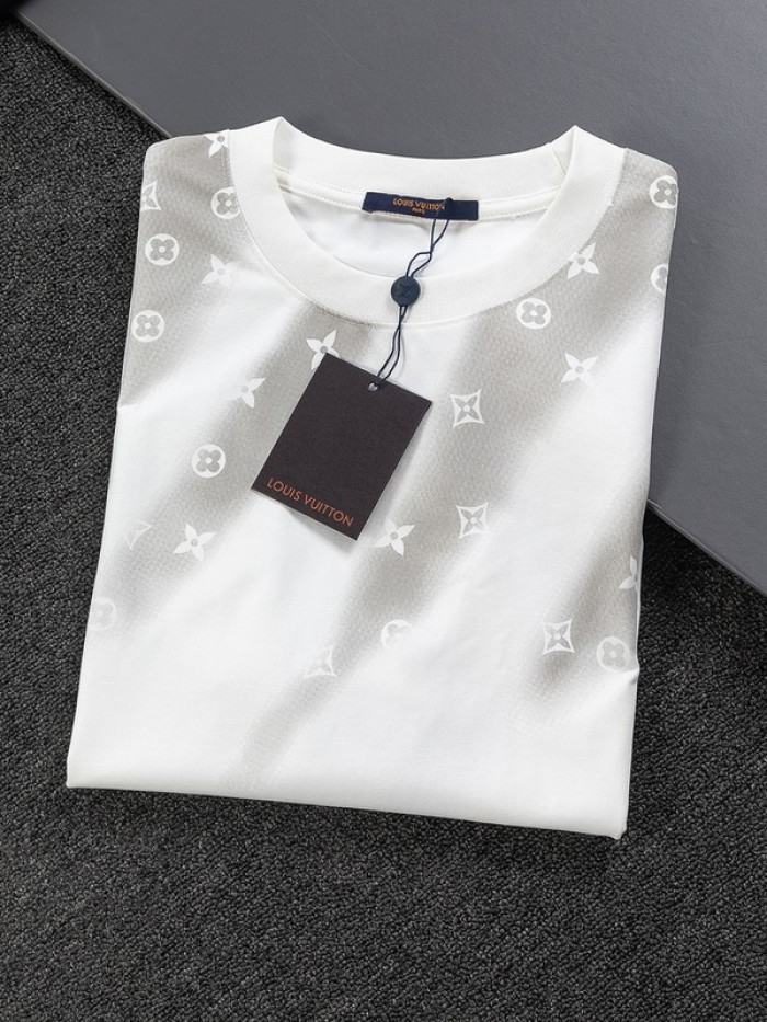 L1vv T-Shirt