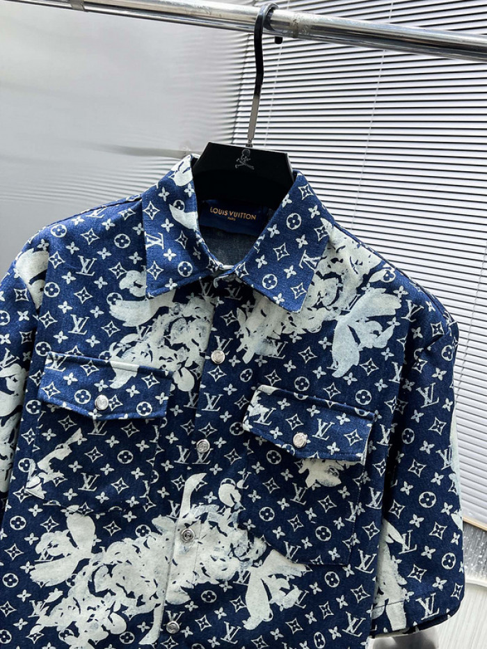 L1VV Suits