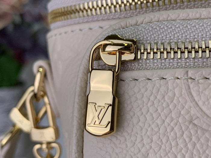 LIVV Mini Bumbag-17x12x9.5cm