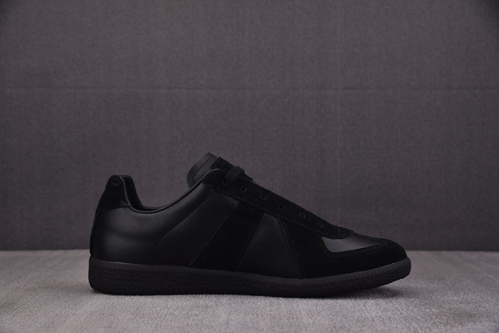 ma*s*n Ma*i*la shoes