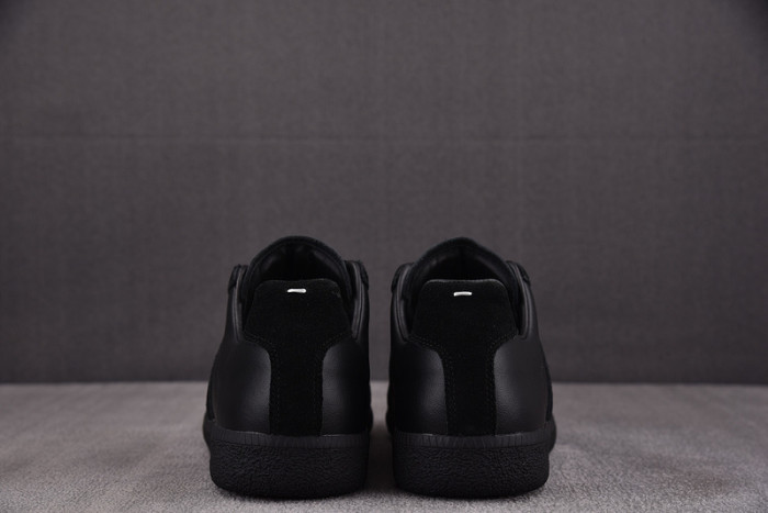 ma*s*n Ma*i*la shoes