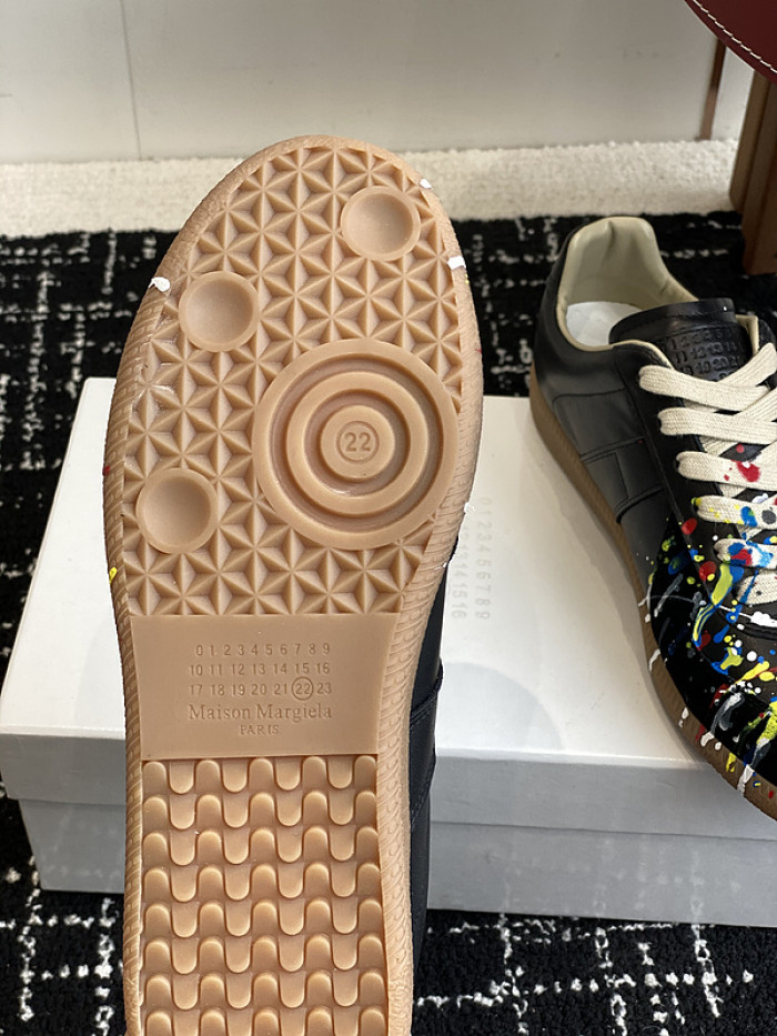 ma*s*n Ma*i*la shoes