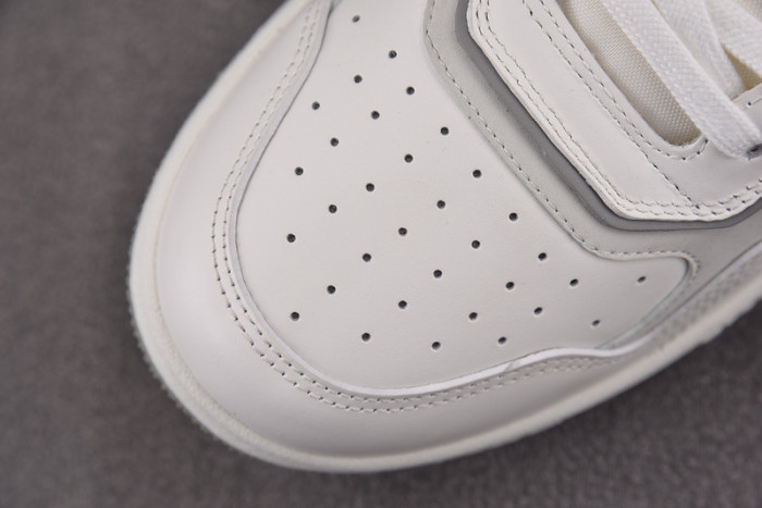 B27 SNEAKER
