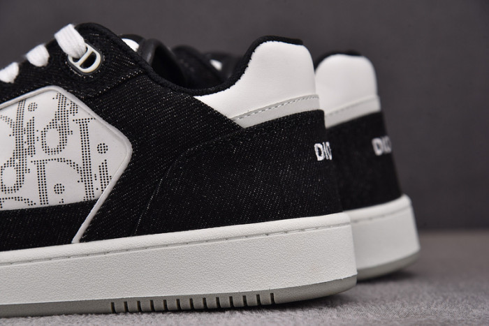 B27 SNEAKER