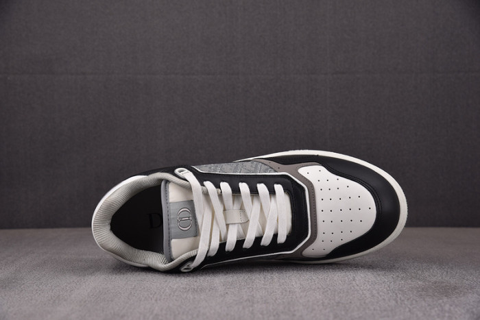 B27 SNEAKER