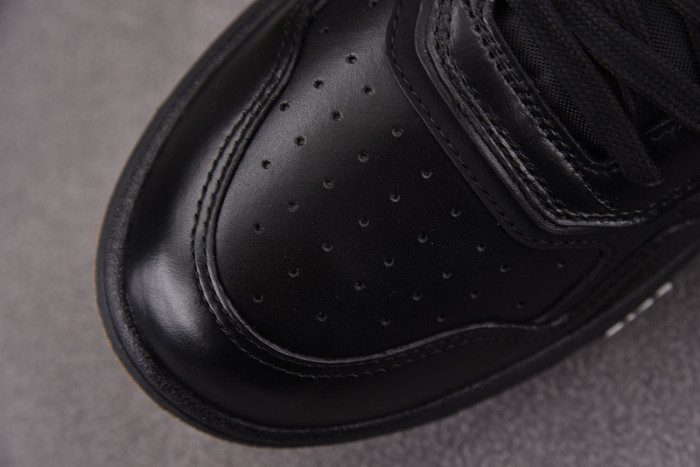 B27 SNEAKER
