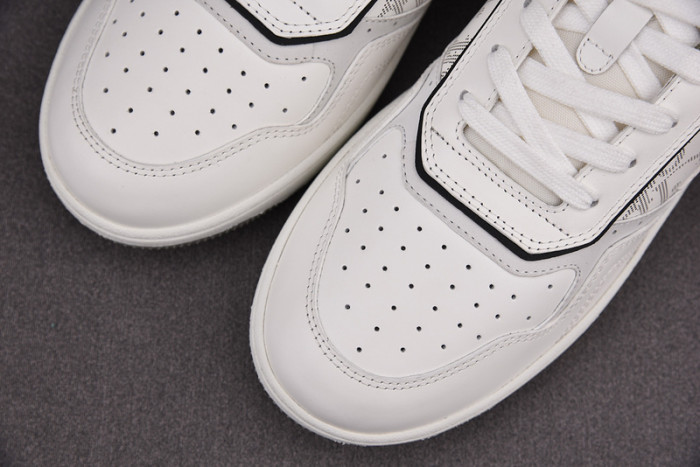 B27 SNEAKER